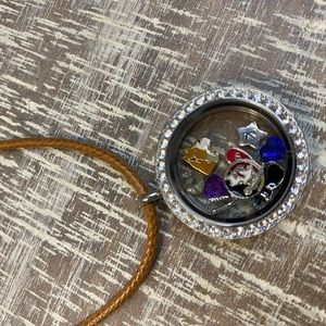 Origami Owl Floating Crystal Charm Locket with 9 Charms FSU MOM GOLF CAT HEART